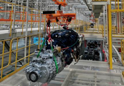 智能起重機(jī)和KBK軌道吊共同完成汽車智能化工廠吊重任務(wù)
